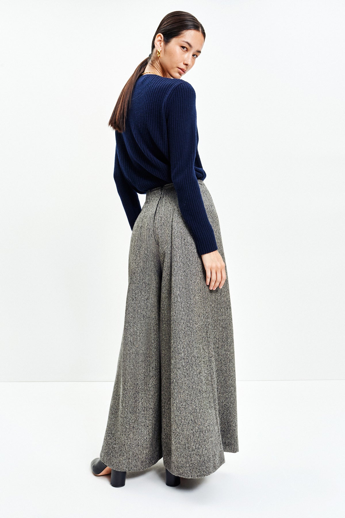Deep Pleat Pant