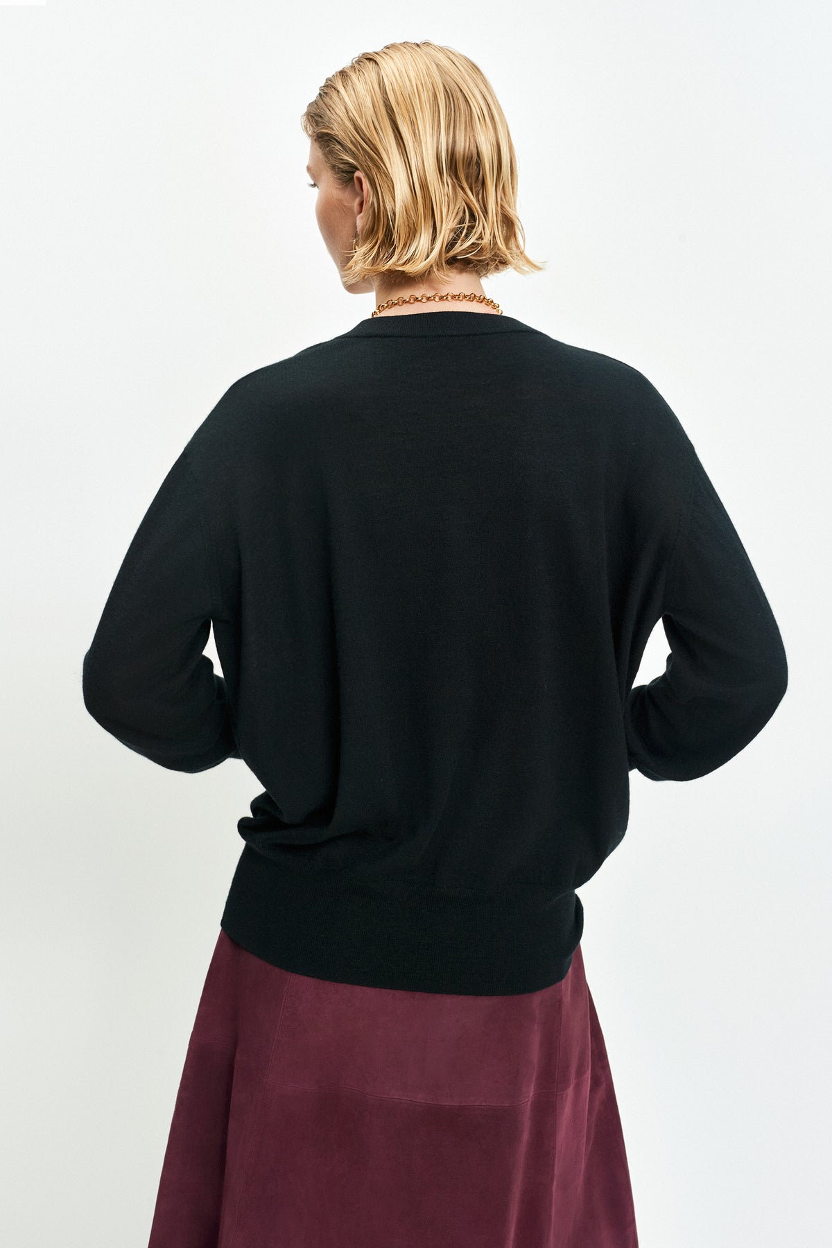 Deep V Sweater (Black)