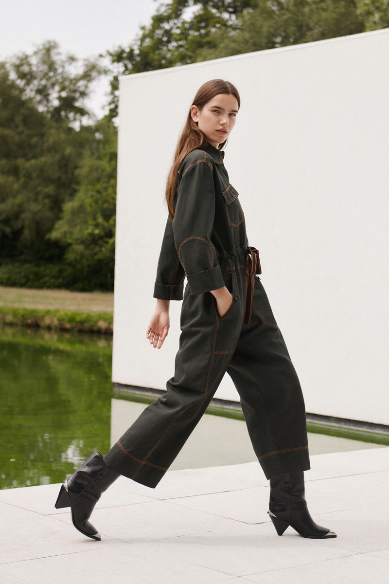 Wiggy Kit | The Milano Jumpsuit in Dark Green | Model Wearing Dark Green Jumpsuit