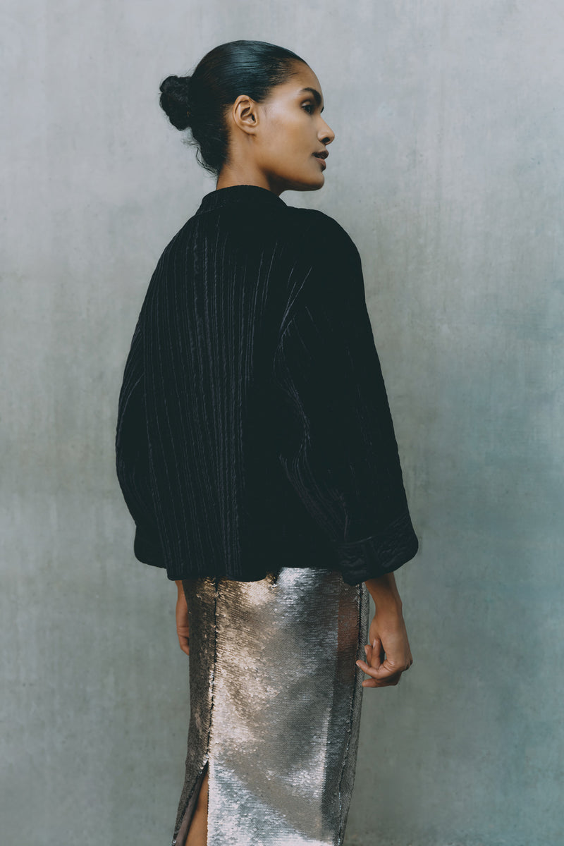 Wiggy Kit | Edie Jacket | Model Wearing Velvet Black Jacket