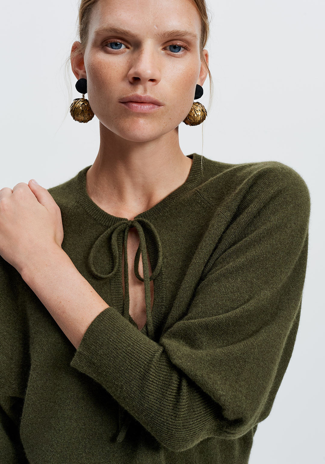 Keyhole Sweater (Olive)