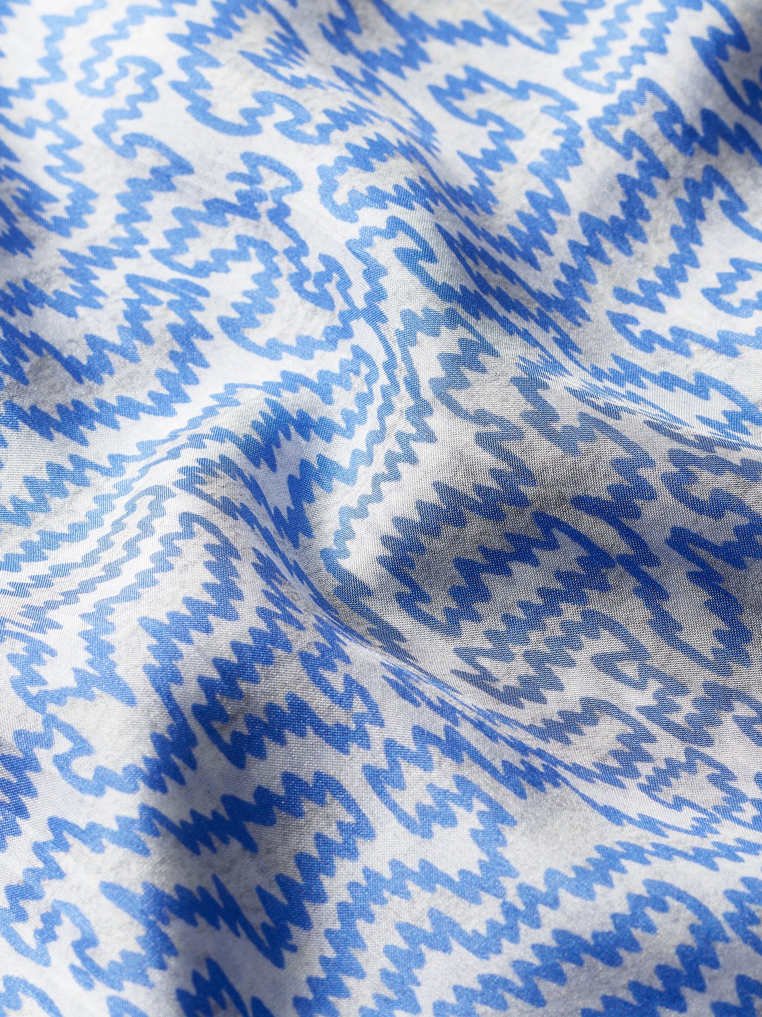 The Sarong (Blue Zig Zag Print)