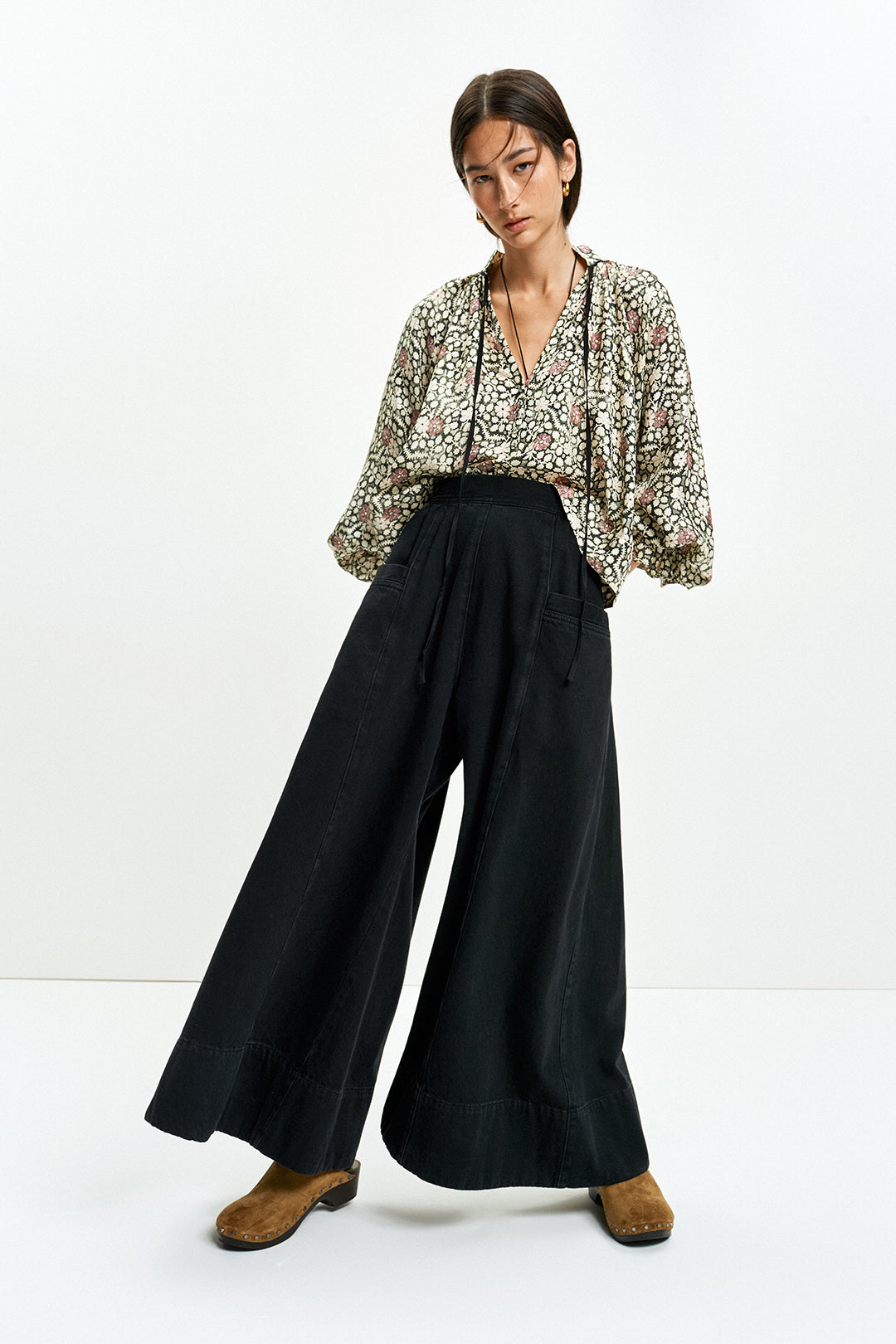 The Gaucho Jean (Charcoal Denim)